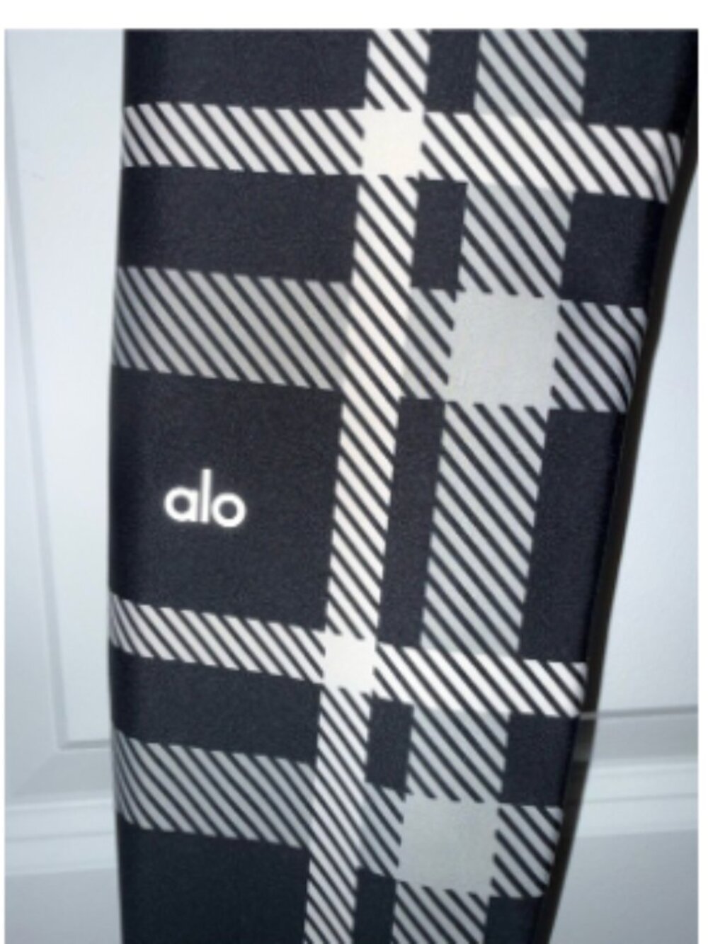 ALO Yoga Airlift Magnified Plaid High-Waist Leggings | Size S - Picture 6 of 13